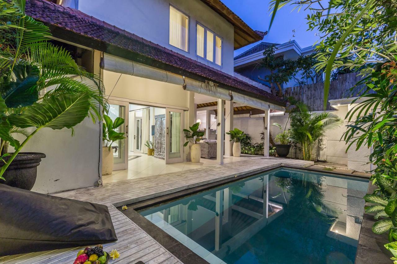White Bali Villa
